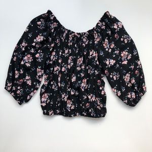 Forever 21 NWOT Floral Cropped Blouse Off the Shoulder